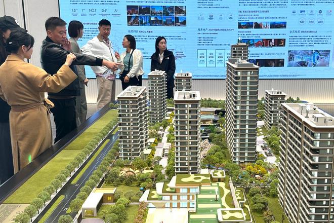 市场止跌企稳 9月房价同比降幅继续收窄