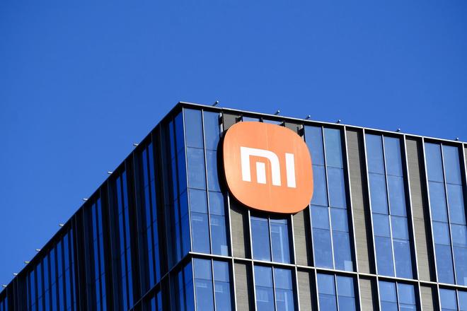 股价跌破40港元！小米三季度汽车业务首次盈利，智能手机收入下滑