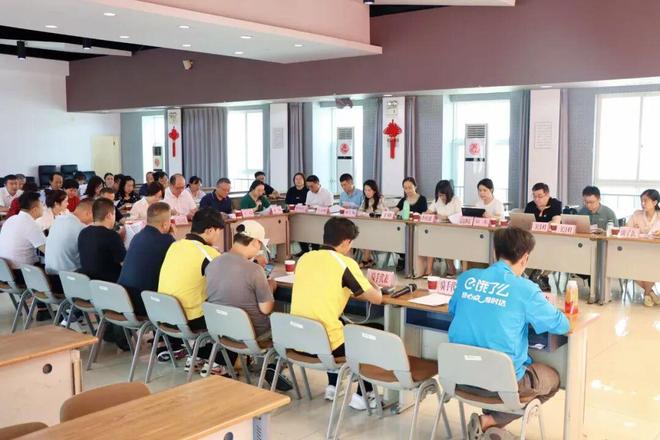 _骑电动车送外卖交警抓吗_送外卖骑电动车