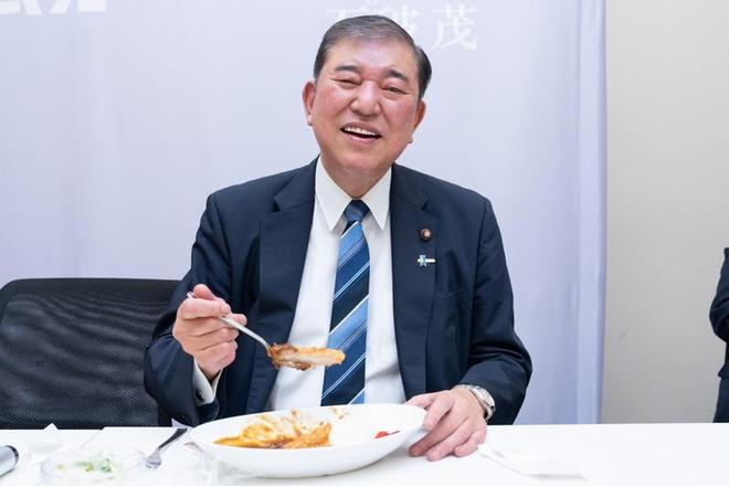 石破茂拒绝辞职！这位日本首相到底在坚持什么？_石破茂拒绝辞职！这位日本首相到底在坚持什么？_