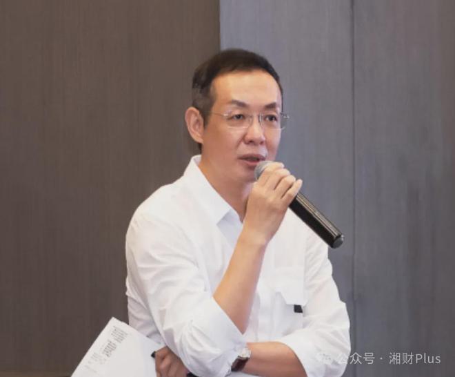 贵州省分行行长_贵州银行董事长离职感言_