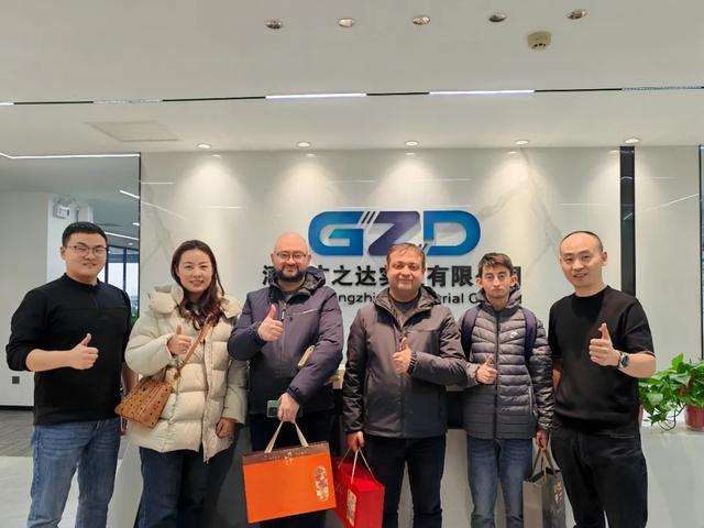 _中年失业以后的出路_中年失业概率