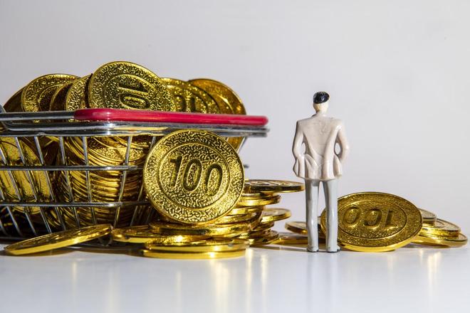 _前三季度中国GDP增长5.2%,全年目标如何完成?专家:政策“适时加力”_前三季度中国GDP增长5.2%,全年目标如何完成?专家:政策“适时加力”