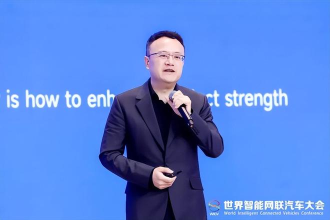2025WICV|程鹏:AI驱动智能网联汽车发展新范式__2025WICV|程鹏:AI驱动智能网联汽车发展新范式
