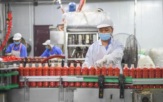 从厨房佐餐到双十一主角，贵州酸汤突围：拼多多培土电商新周期