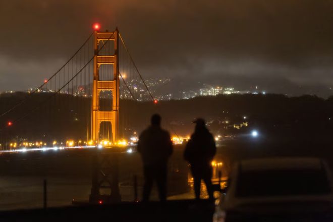 旧金山一片漆黑！马斯克宣布：特斯拉赢麻了