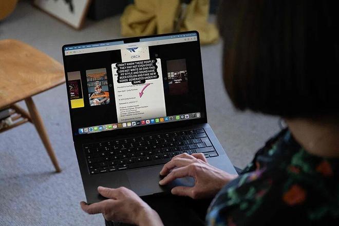 从“AI猪食”到“大模型旅鼠”,2025年度热词背后的新商机__从“AI猪食”到“大模型旅鼠”,2025年度热词背后的新商机