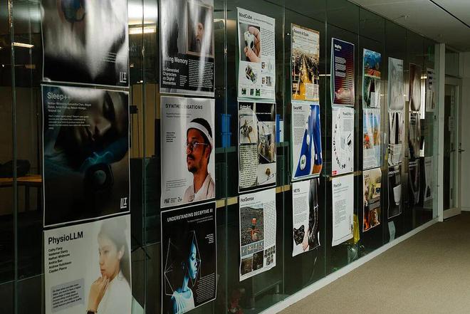 从“AI猪食”到“大模型旅鼠”,2025年度热词背后的新商机__从“AI猪食”到“大模型旅鼠”,2025年度热词背后的新商机