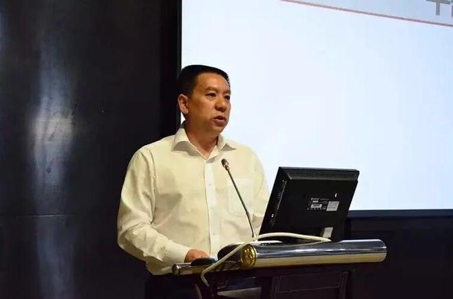 _任职近40年！车企“大老虎”落马_任职近40年！车企“大老虎”落马