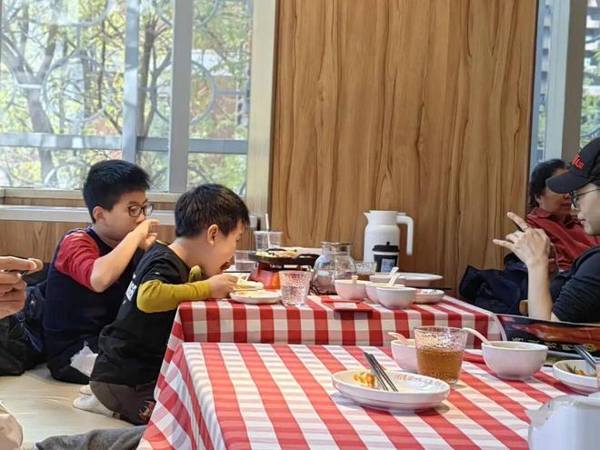 _沉默是反击_西贝，沉默与反击