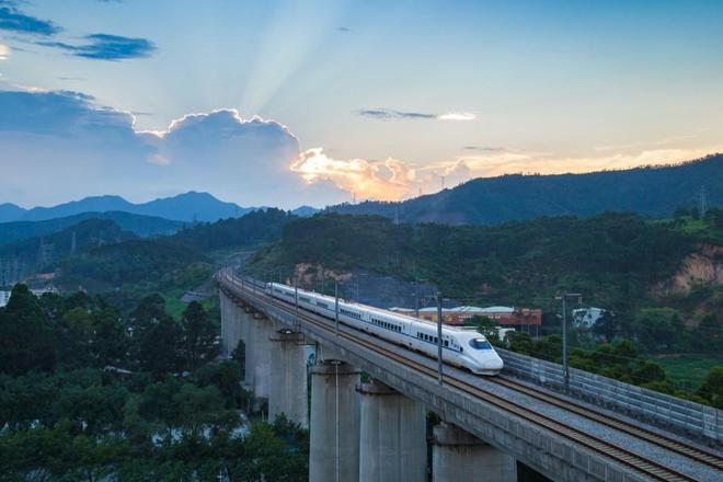 _粤港澳大湾区格局_大湾区格局