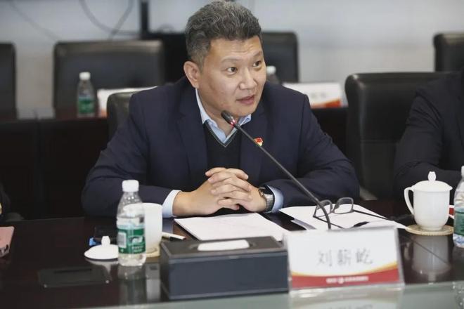 北京分行行长助理_北京银行支行副行长年薪_