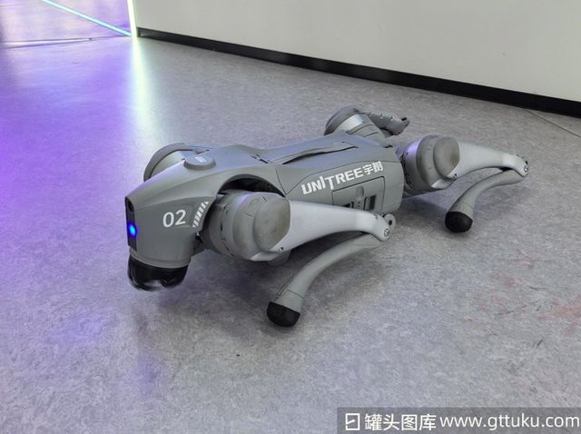 宇树科技IPO前遇“专利狙击”，“狙击手”曾起诉20家银行！__宇树科技IPO前遇“专利狙击”，“狙击手”曾起诉20家银行！