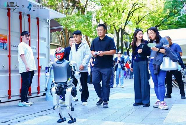 220米的大街掀起AI风暴，看海淀科技创新的新范式__220米的大街掀起AI风暴，看海淀科技创新的新范式