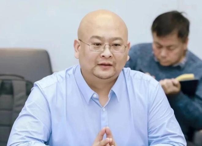 北京老板造镜片，估值5个亿__北京老板造镜片，估值5个亿
