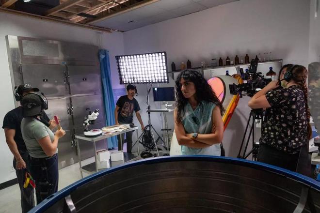 中国短剧,成好莱坞“回魂丹”_中国短剧,成好莱坞“回魂丹”_