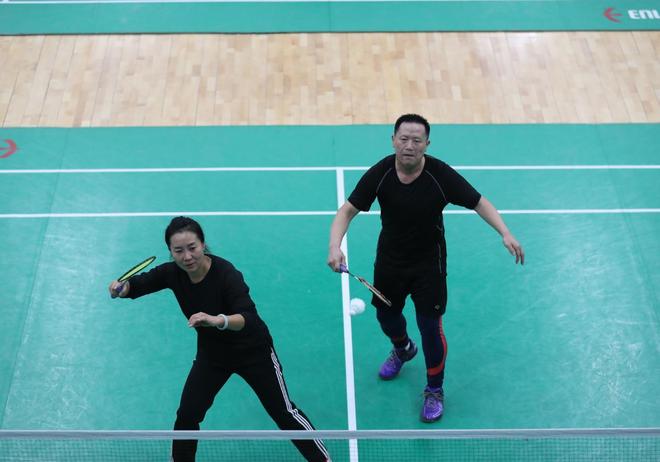 乐刻跨界入局羽毛球馆 健身连锁品牌重塑传统球馆？