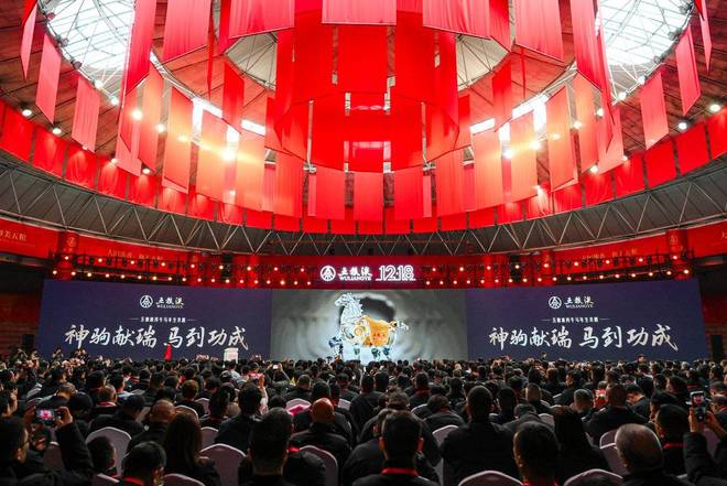 _白酒还能起来吗_白酒能猛喝吗