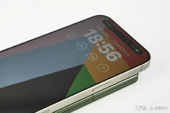 vivo折叠手机视频__vovi折叠手机