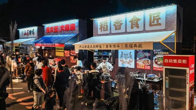 _从线上高热度到线下新增量:抖音生活服务烟火榜的共赢逻辑_从线上高热度到线下新增量:抖音生活服务烟火榜的共赢逻辑