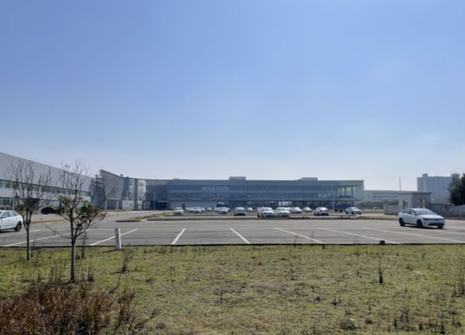 旗下公司被执行超8000万元，极越汽车能否极限回归？_旗下公司被执行超8000万元，极越汽车能否极限回归？_