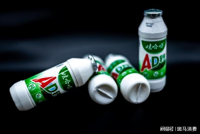 谁来掌舵娃哈哈？