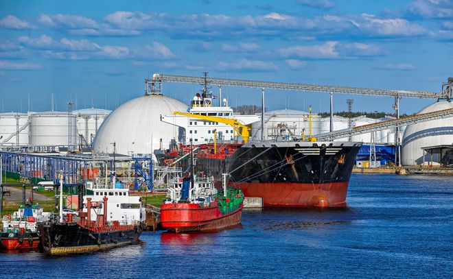 特朗普宣布2000亿关税_特朗普宣布提高关税税率_