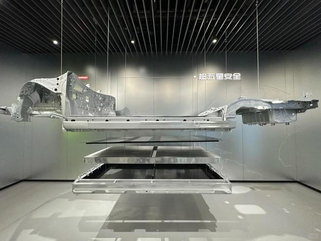 比亚迪科研院_比亚迪研究院副院长_