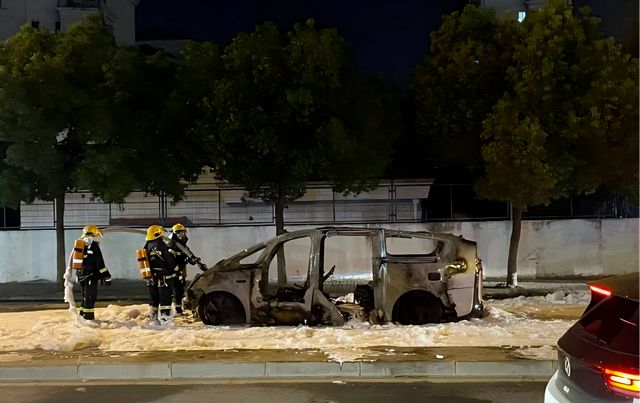 理想MEGA起火，这次的车主还会“感谢”吗？