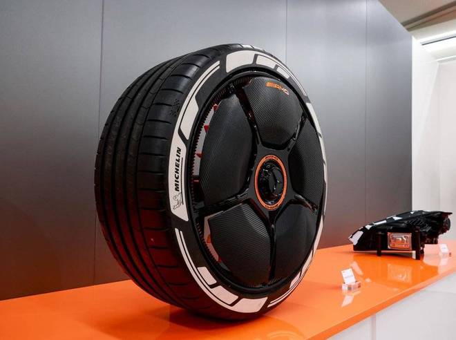 简洁大气的ppt背景_奔驰汽车ppt_