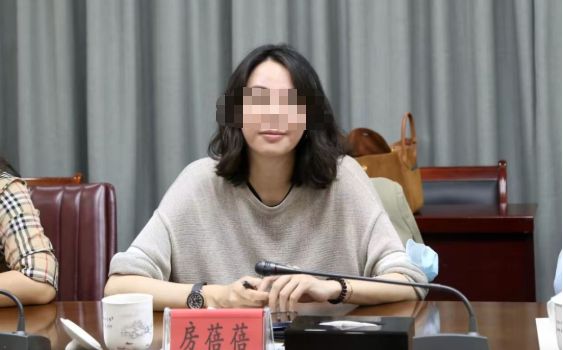 “投行第一美女”判了10年！收取通道费，涉知名房企_“投行第一美女”判了10年！收取通道费，涉知名房企_