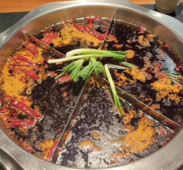 火锅“腌制肉”乱象曝光：6亿吃货大破防！