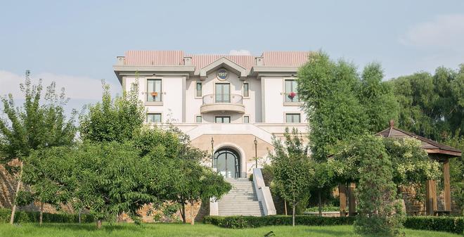 累计涨幅220%:怡园复牌开门红,杨陵江“F2B2C商业操作系统”获资本认可_累计涨幅220%:怡园复牌开门红,杨陵江“F2B2C商业操作系统”获资本认可_