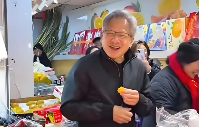 当黄仁勋在上海菜场买橘子时，他在盘算什么