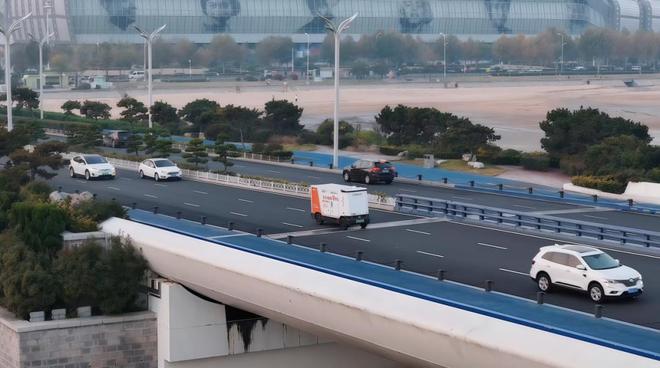 一辆无人车，为何惊动浙江一把手_一辆无人车，为何惊动浙江一把手_