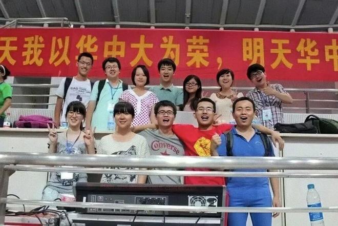 25亿美元卖给美国,武汉起家的Manus为什么出走?_25亿美元卖给美国,武汉起家的Manus为什么出走?_