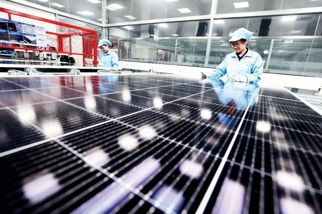 白银突然暴涨背后有何原因