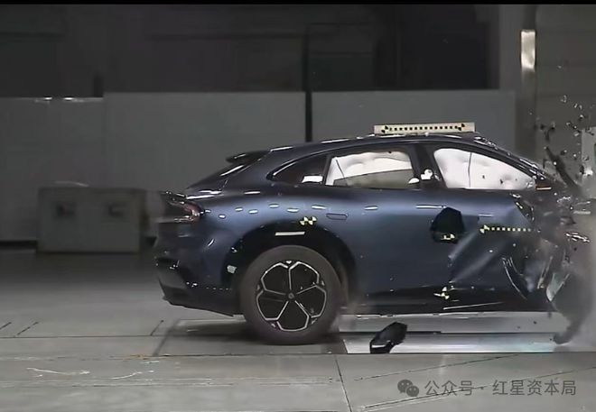 _雷军开启新年第一场直播，提及“绿化带战神”，称“拆车是希望大家能说些公道话”_雷军开启新年第一场直播，提及“绿化带战神”，称“拆车是希望大家能说些公道话”