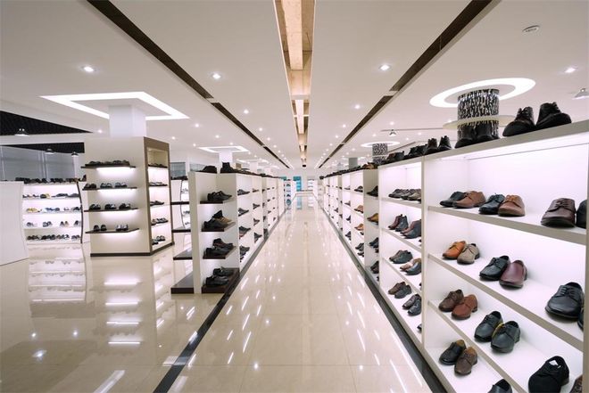 分野与突围:中国鞋业洗牌期,中小鞋企生存法则——对话升维咨询_分野与突围:中国鞋业洗牌期,中小鞋企生存法则——对话升维咨询_