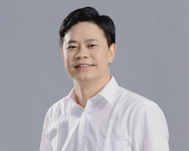 原华融湘江银行行长蒋俊文，主动投案