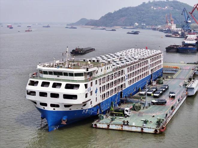 独家对话尹同跃：内卷是违反企业家精神的｜连线两会