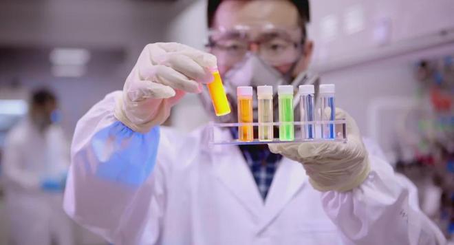 决胜看不见的赛场：中国先进制造业的破局路径