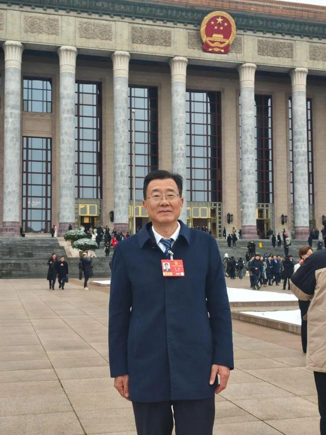 全国人大代表马骏：促科技产业金融良性循环 让金融流向创新前端