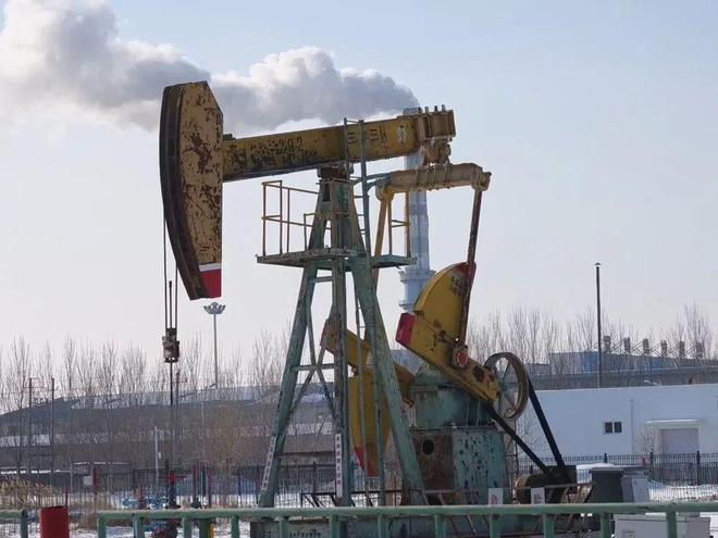 中石油海上油田__海上油田