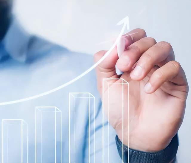 _Meta一边挥刀赶走老白兔，一边改绩效发甜枣_Meta一边挥刀赶走老白兔，一边改绩效发甜枣