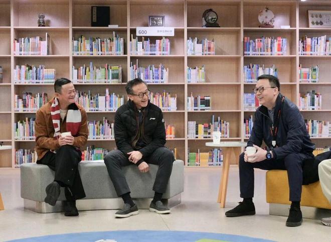收龙虾视频_小龙虾收割机_
