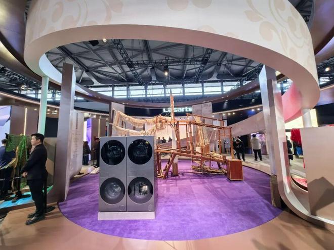 马斯克受访视频__东南卫视回看食来运转今天