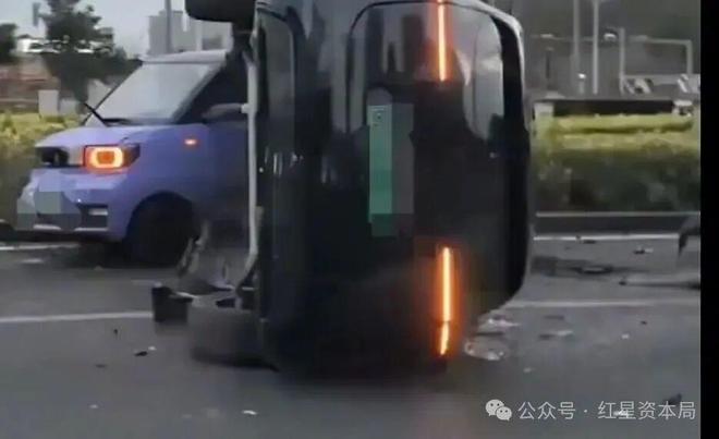 阿维塔通报“南宁15辆车连撞事故”:辅助驾驶功能未激活,事故因驾驶员导致__阿维塔通报“南宁15辆车连撞事故”:辅助驾驶功能未激活,事故因驾驶员导致