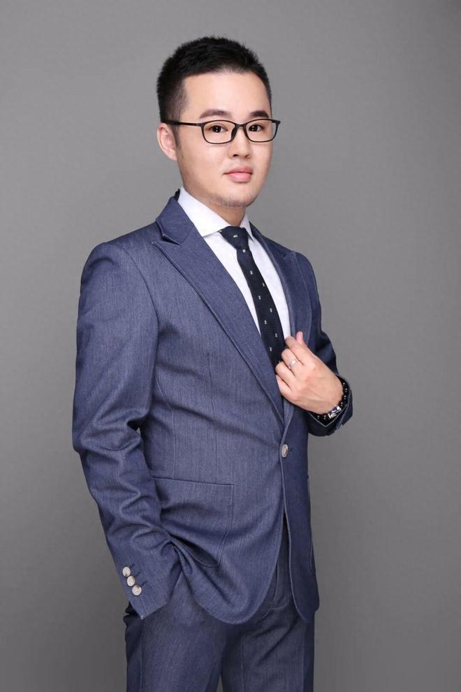 平安84钻榜样故事傅理卓：钻石之路不设限，跨界转型绽锋芒