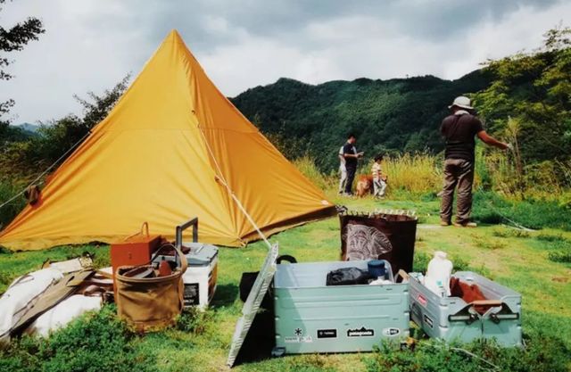 户外消费骤变，年轻人买装备既要又要